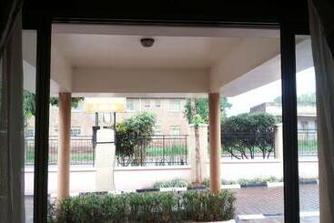 Hôtel Lillian Towers