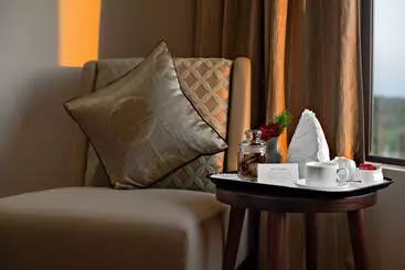 בית מלון כפרי Vivanta Colombo Airport Garden