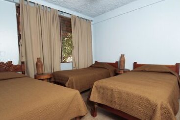 هتل Boruca Tamarindo