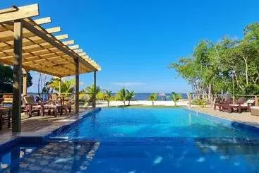 Hotel Seaside Chateau Resort