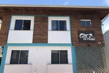 مسافرخانه Pousada Casa De Praia