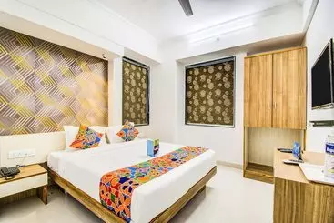 Hotel Fabexpress Sai Galaxy