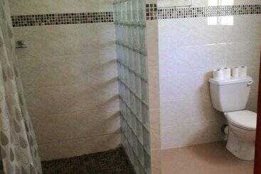 شقة Lucy's Guesthouse