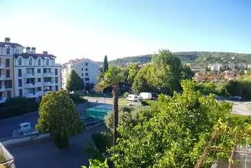 پانسیون Rooms Koblar