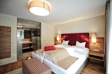 & Luxury Appartements Dorfstadl