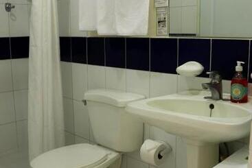 هتل Villa Serena San Benito