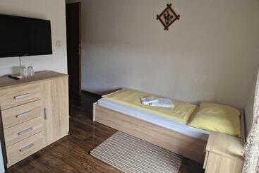 פנסיון Plitvice Palace