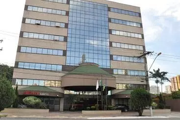 ホテル Crystal Plaza