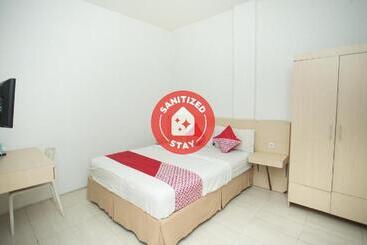 הוסטל Lapan Lapan By Oyo Rooms