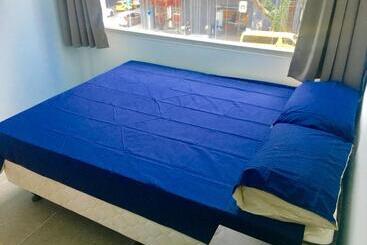 Alberg Metro Adventurer Backpackers