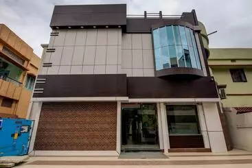 Hotel Blue Sapphire By Oyo Rooms