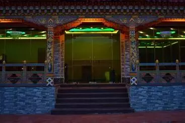 هتل Pema Yangsel