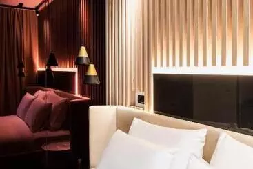 Hotelli Pod Zidom Rooms