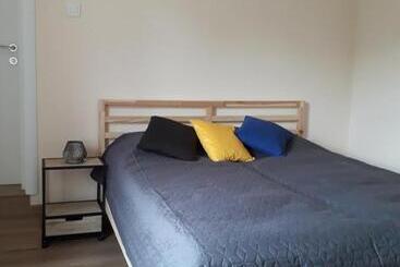 פנסיון Guest House Sahat Hill