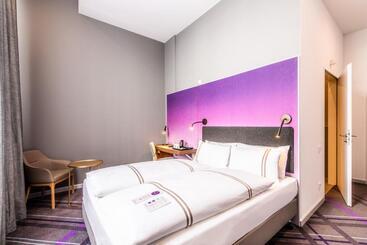 Отель Premier Inn Wuppertal City Centre