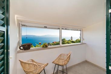 Жильё для туристов Villa Karla