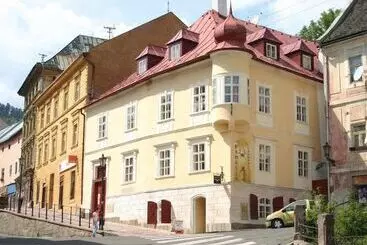 Majatalo Penzion Cosmopolitan Ii