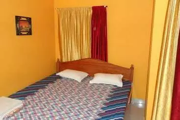 ホテル Aashiaanaa Residency Inn