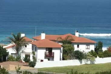 Majatalo Melkhoutkloof Guest House