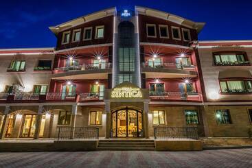 Otel Villa Sintica