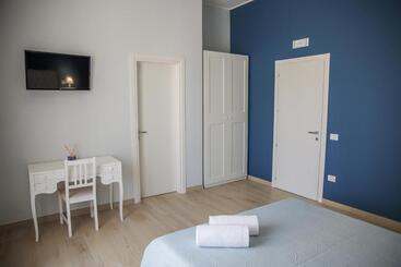 خانه Gleda Rooms Deluxe