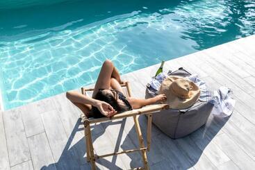 Appartements touristiques Damma Beachfront Luxury Villa