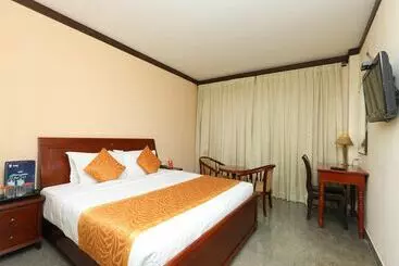 Hotel Tommaso Inn