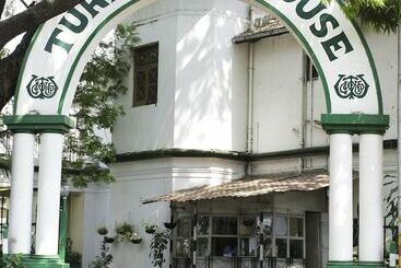 Szálloda Turf Club House