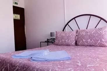 Pensione Suites Do Pinhal