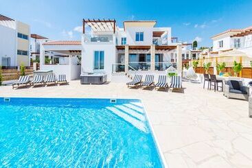 آپارتمان‌های توریست‌ها Villa Marina