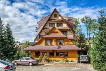 Turistihuoneistot Dom Wypoczynkowy Stoch Mądry