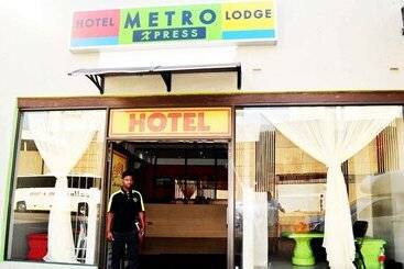Hotel Metro Lodge Beach