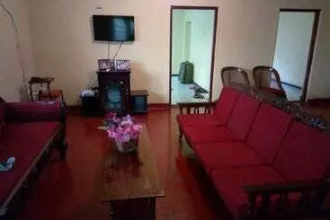 پانسیون Shenya Villa