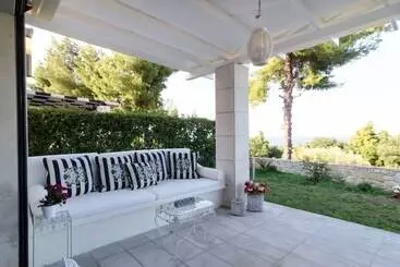 Appartements touristiques White Rose Villa