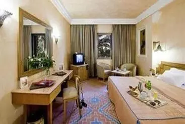 فندق Palm Beach Palace Tozeur