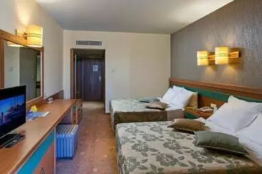 هتل özkaymak İncekum Resort