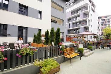 آپارتمانهای توریستها Ozon Apart