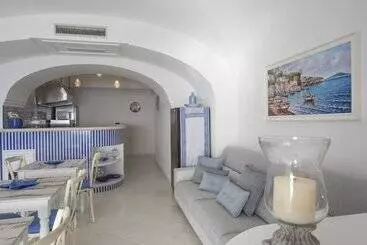 تختخواب و صبحانه La Barbera