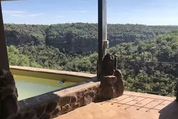 ホテル Leopards Rock Bush Boutique