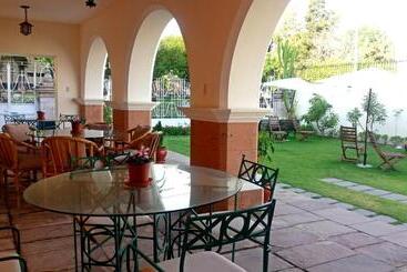 Отель Casa Campo By Cassana