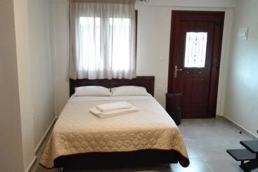 Жильё для туристов Kedros Holiday Villas