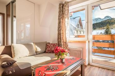 Turistihuoneistot Apartamenty Krzeptowskiego Zakopane