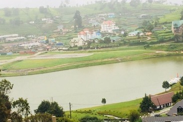 בית מלון כפרי Lake View Comfort Bungalow