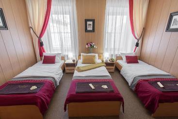 پانسیون Adaman Guest House