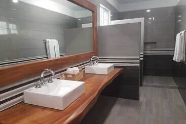 آپارتمانهای توریستها Venecia Yatch Club