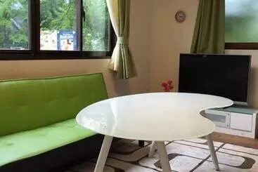 ペンション Auberge Booz Annex