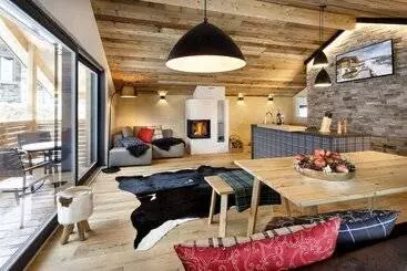 آپارتمان‌های توریست‌ها Katschberg Lodge