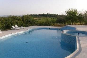 پانسیون Motel Monako