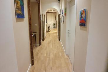 پانسیون Corso 211 Beds & Suites