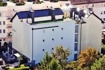 هتل Bursztyn Spa